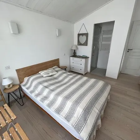 Maison De Famille L'epine 5